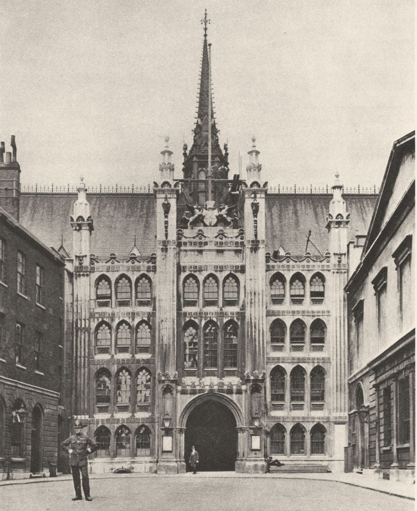 LONDON. Dignified gateway of Guildhall, splendid palace city fathers 1926